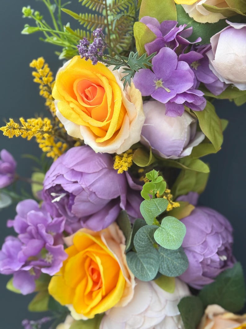 Death Valley Dusk wreath yellow rose lavender hydrangea