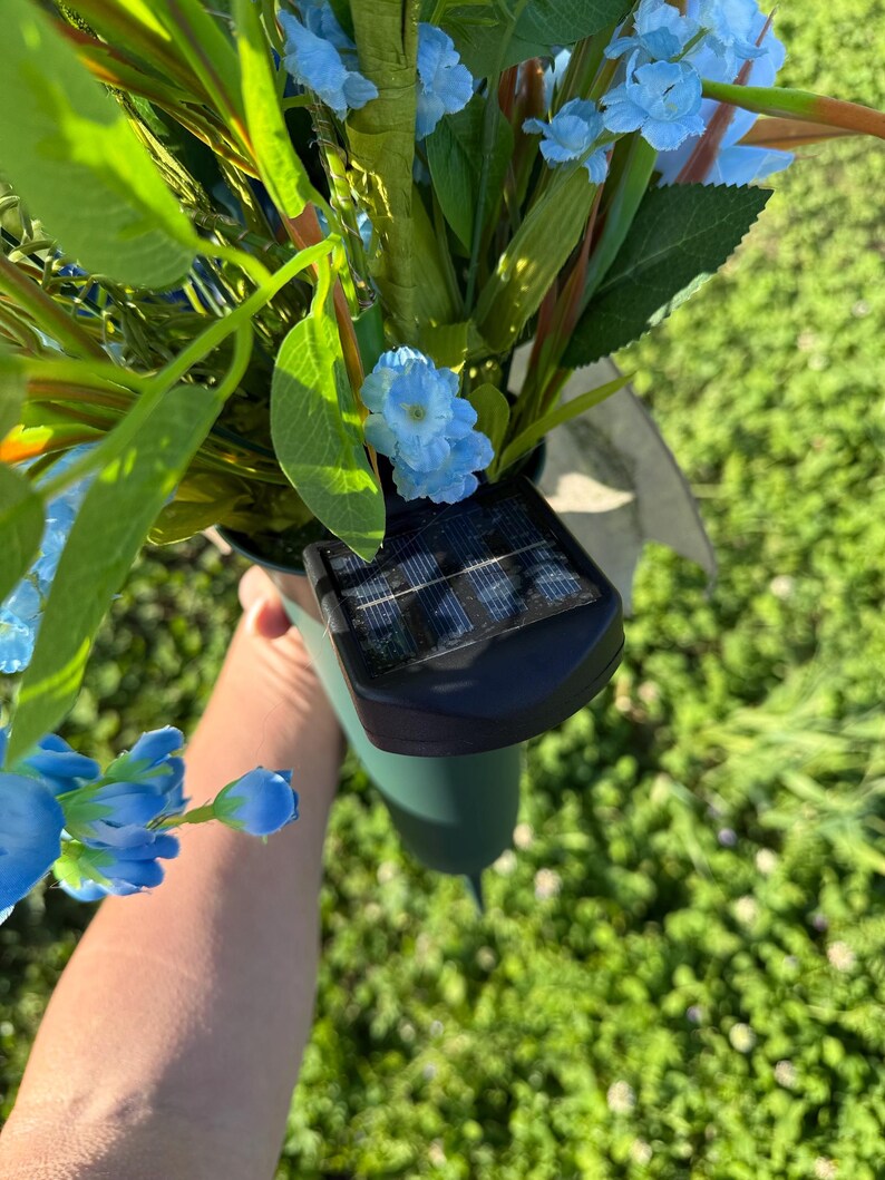 Solar cemetery vase fishing memorial night glow