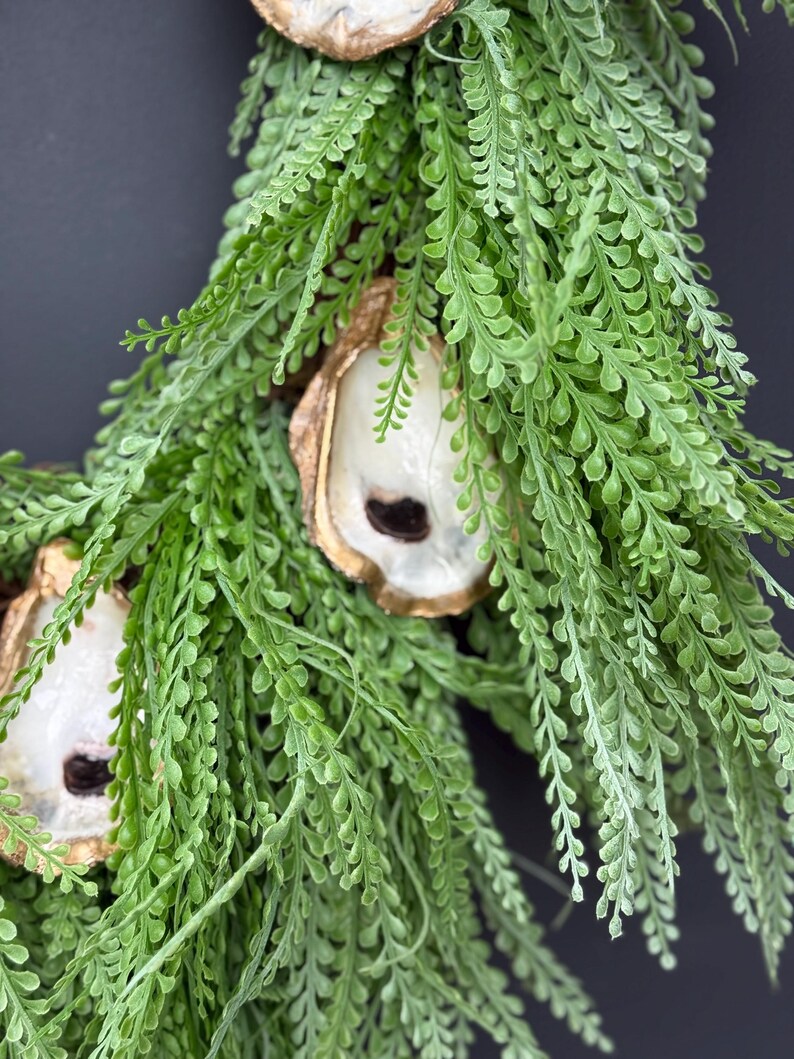 Marsh Pearl wreath navy white stripe bow detail