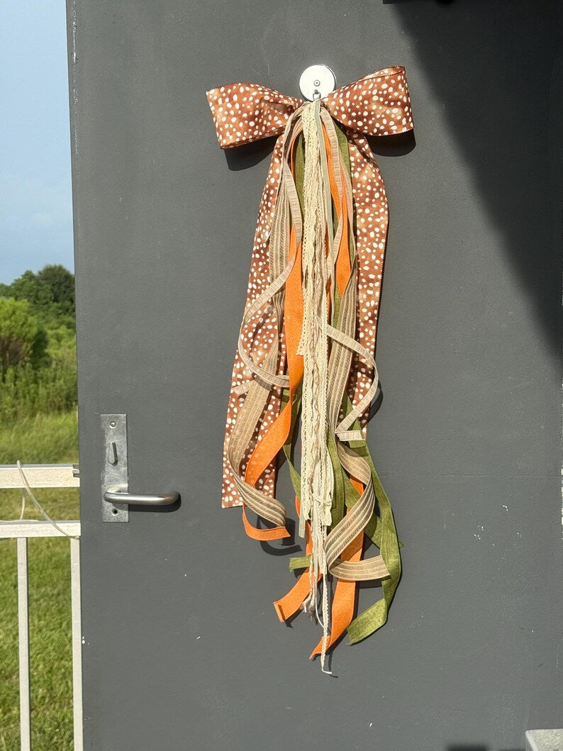 Axis print wreath bow XXL size